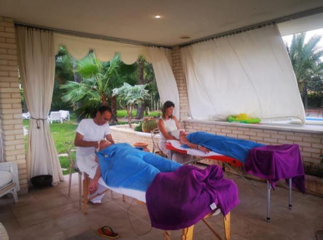 Villa Aldar El Albir Ngoại thất bức ảnh